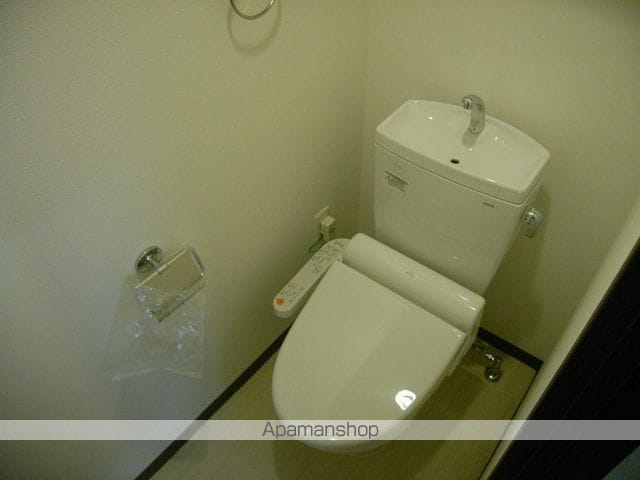 RESIUR−HUMEDAKITAの内装写真