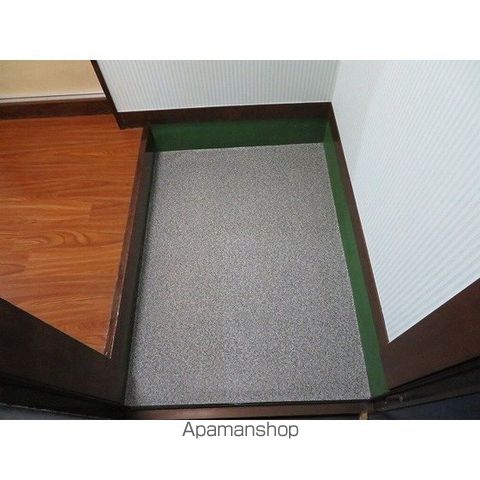 カーシュ上馬の内装写真