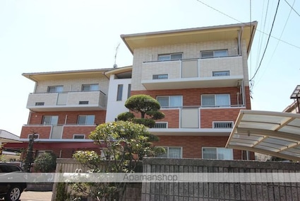 夢番地弐番館[2LDK/66m2]の外観3