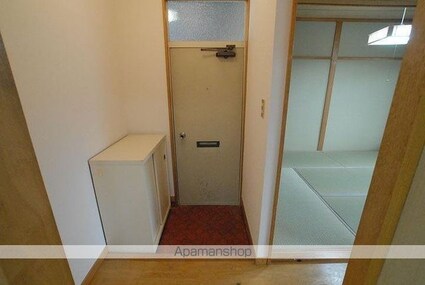 パークコート小泉[2K/41.4m2]の玄関