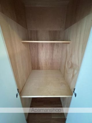 スクエアーガーデン三条[1R/23.1m2]の収納