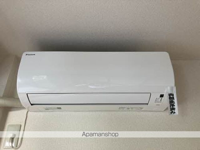 パークツインズA棟の内装写真
