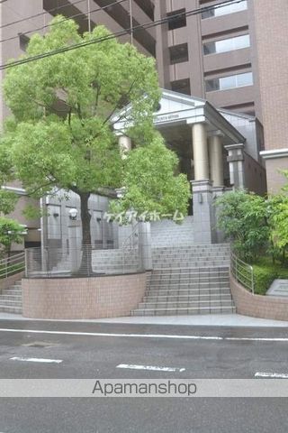 アルファステイツ岡山駅前の玄関写真