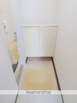 カンファーツリービュー[3DK/46.35m2]の玄関