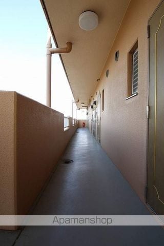 エトワール加藤の玄関写真