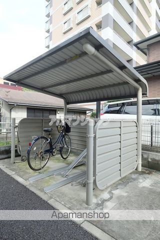 ウィステリアの玄関写真
