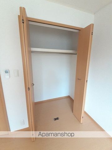 ラ・ファミーユEの内装写真