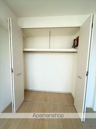 レジディアタワー上池袋（タワー棟）[1LDK/37.89m2]の収納