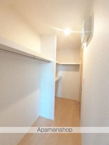 グランデ シーナVの内装写真