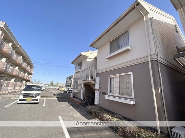 リベルテひらたC棟の外観写真