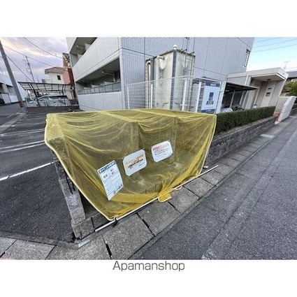 ヴィルベリー[1K/30m2]の共用部1