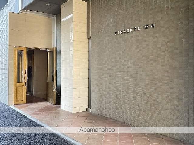 VINCENTE船場の玄関写真
