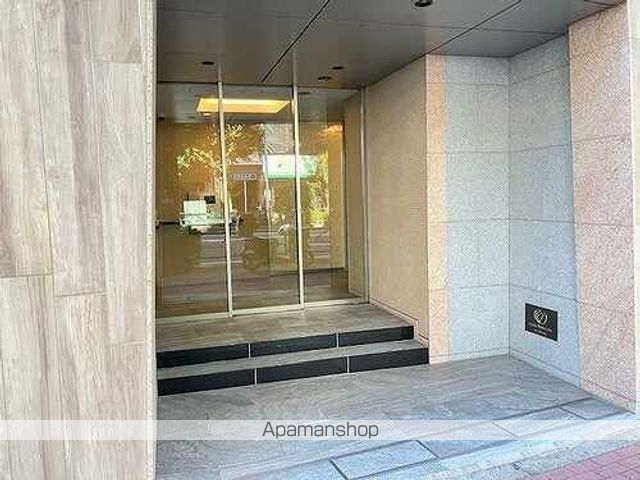 ライオンズミレス新中野の外観写真