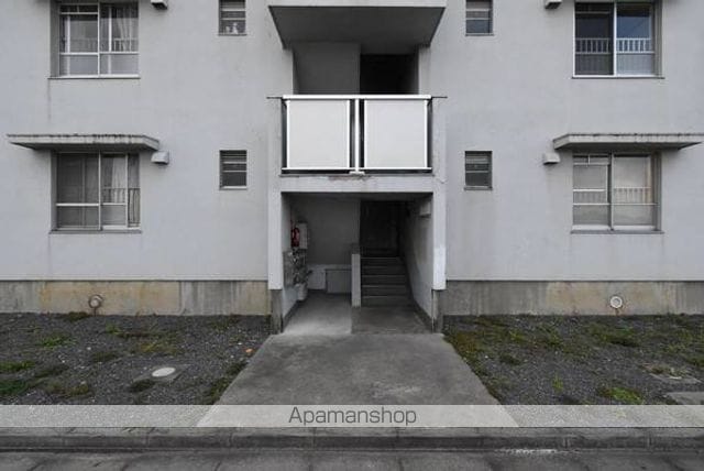 ビレッジハウス田町2号棟の玄関写真