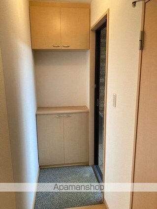 アネックス　弐番館[2DK/50m2]の玄関