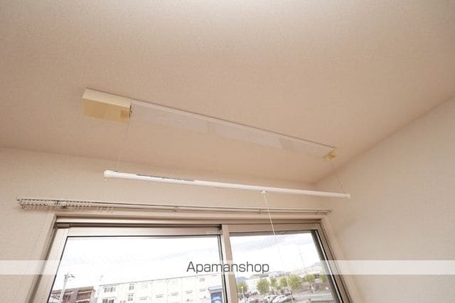 あけぼの6番館やまさ B棟の内装写真
