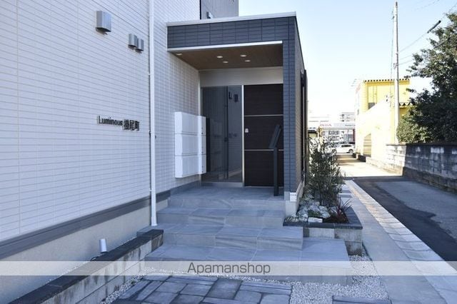 ルミナス掛尾町の玄関写真