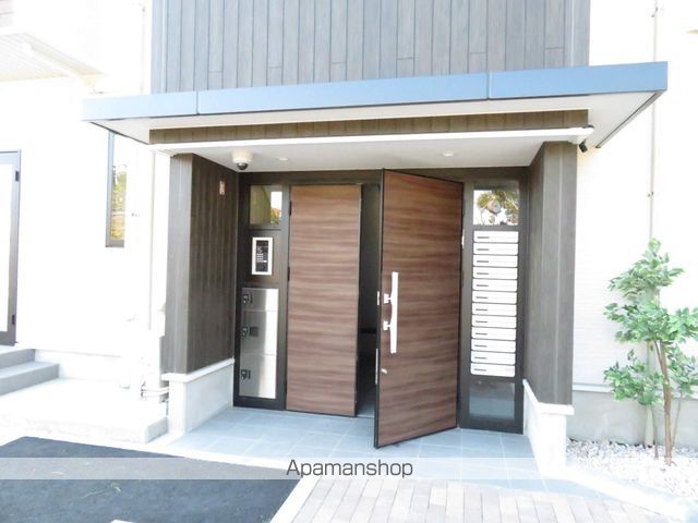CASA IN COLLINAの玄関写真