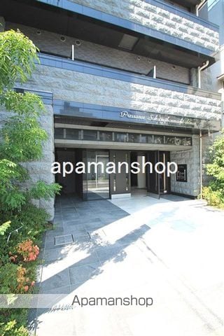 PRESSANCE堺筋本町駅前の外観写真