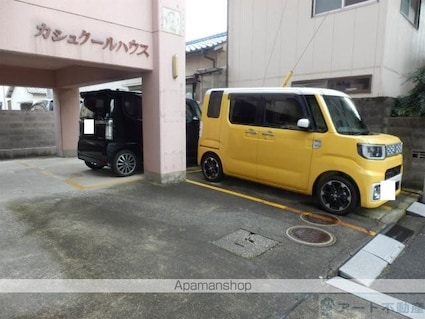 カシュクールハウス[1DK/38.88m2]の駐車場