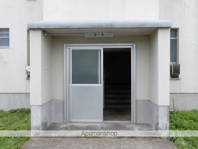 ビレッジハウス門田2号棟の玄関写真
