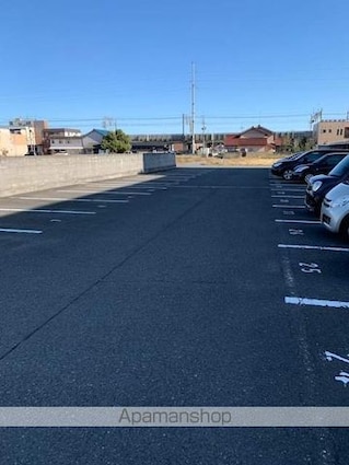 バローゼ７[1LDK/37.98m2]の駐車場