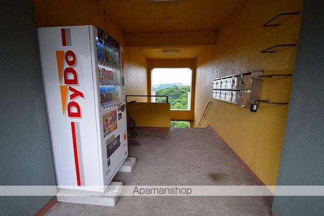 サンバード明和の玄関写真