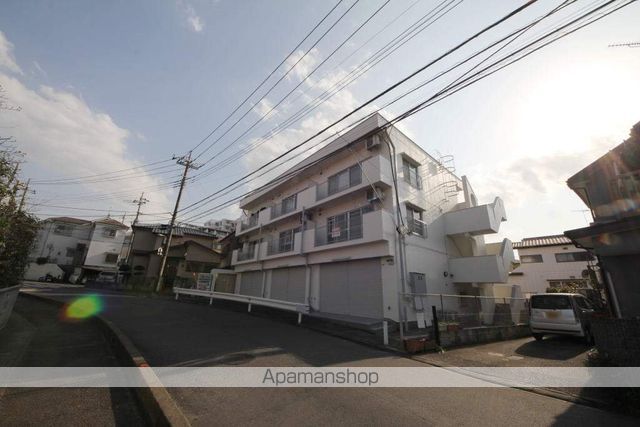 石川マンションの外観写真