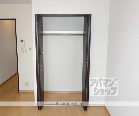 アンプルール クラージュ ルヴニールの内装写真