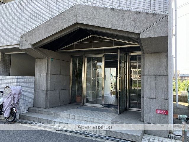 メゾンクレールの玄関写真