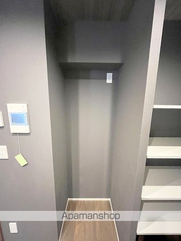 BRAVE常盤町IIの内装写真