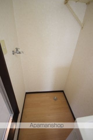 サンハイツ新井E棟の内装写真