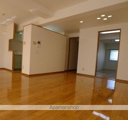 サーパス木太Ⅱ[2SLDK/78.23m2]の内装1