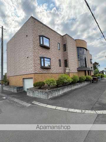 メゾンドヴィル新町の外観写真