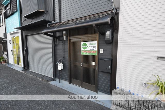 ファイン曽根東町貸家の玄関写真