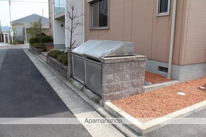 ルミエール松縄Ｂ・Ｃ[1LDK/42.72m2]の共用部3