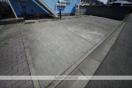 ハイムフロイデ[1R/23.17m2]の駐車場