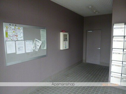 ファミール北川[3DK/57.3m2]のエントランス1