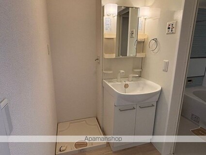 ルーシッド新保[1LDK/41.26m2]の洗面所