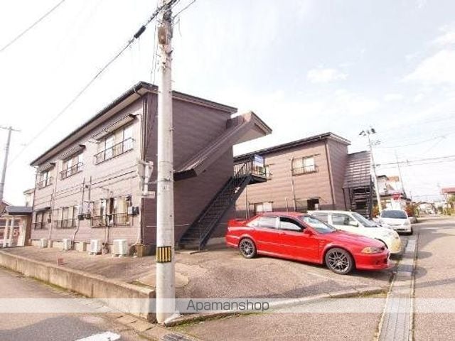 木村ハイツB棟の外観写真