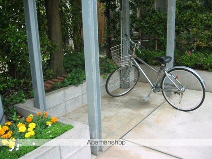 オークヴィラ[1LDK/40.9m2]の共用部3