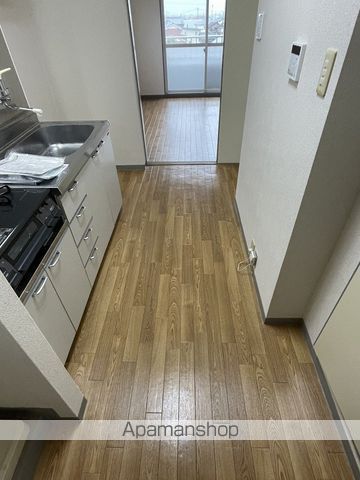 マンションレイクビューの内装写真