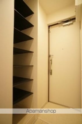 埼玉県白岡市新白岡４丁目[1K/26.08m2]の玄関