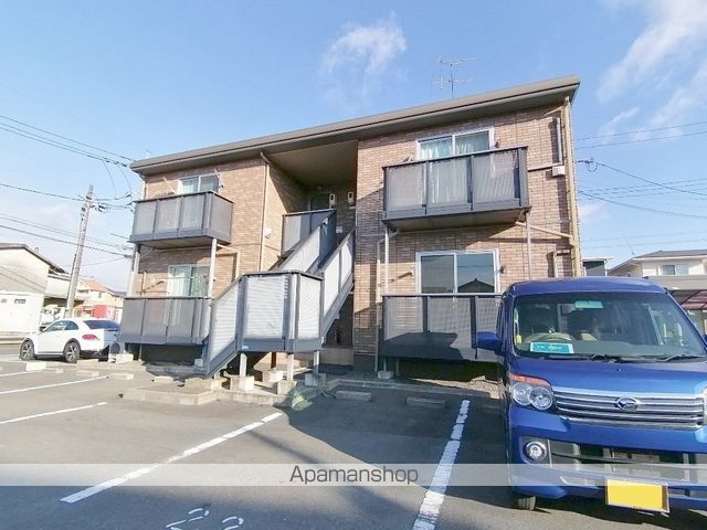 パインツリーEの外観写真