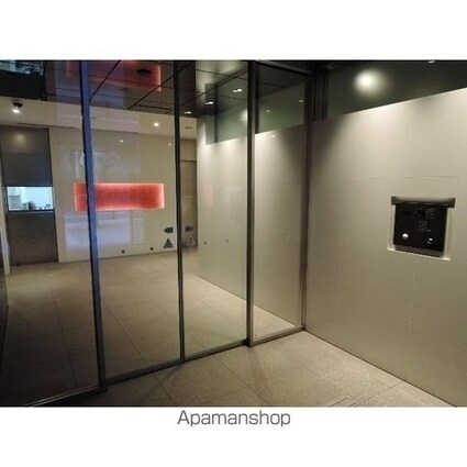 コンフォリア三田ＥＡＳＴ[1K/25.37m2]の玄関