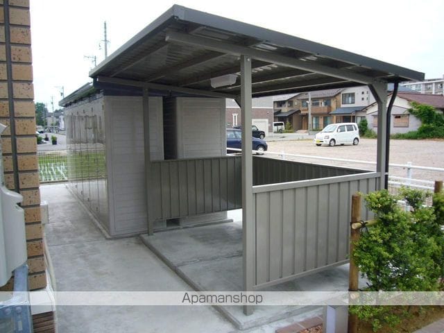 ヒルズ尾山台の外観写真