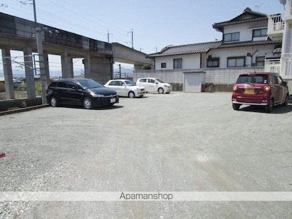 ハイツヤマダ[1K/26.5m2]の駐車場3