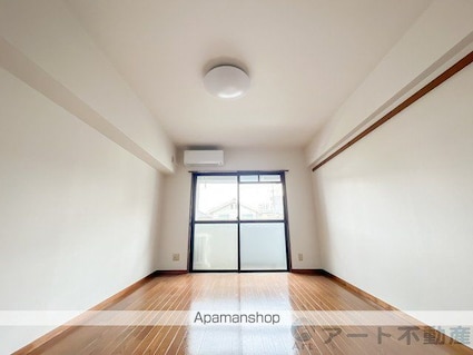 香川マンション[1DK/26.2m2]のリビング・居間