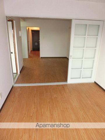 モデラートシティの内装写真