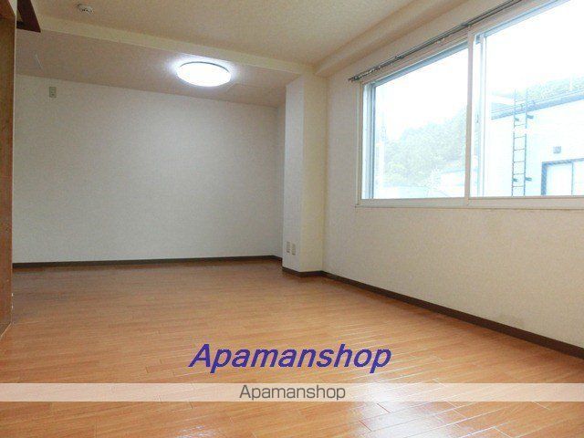 ヤナセマンションの内装写真